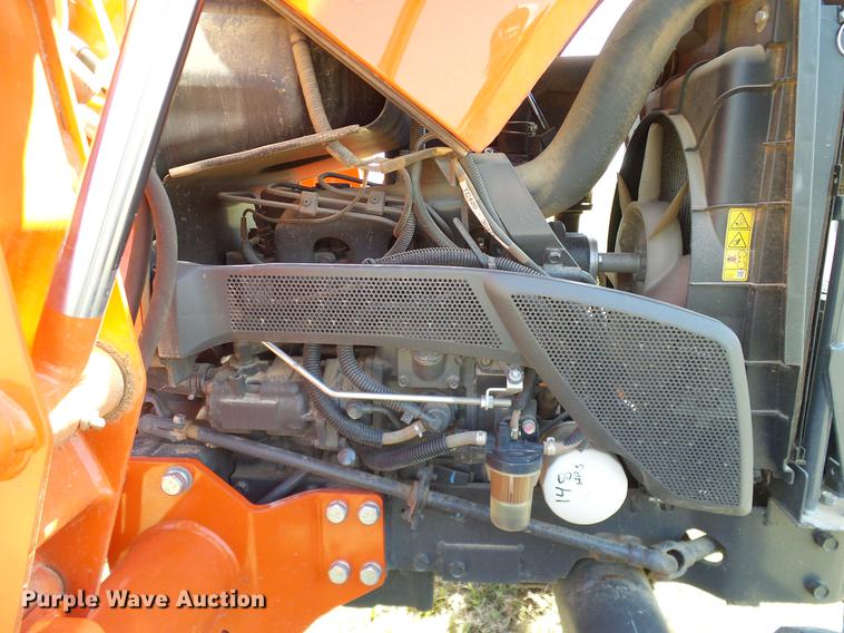 image for item DD1287 2013 Kubota L3200D MFWD tractor
