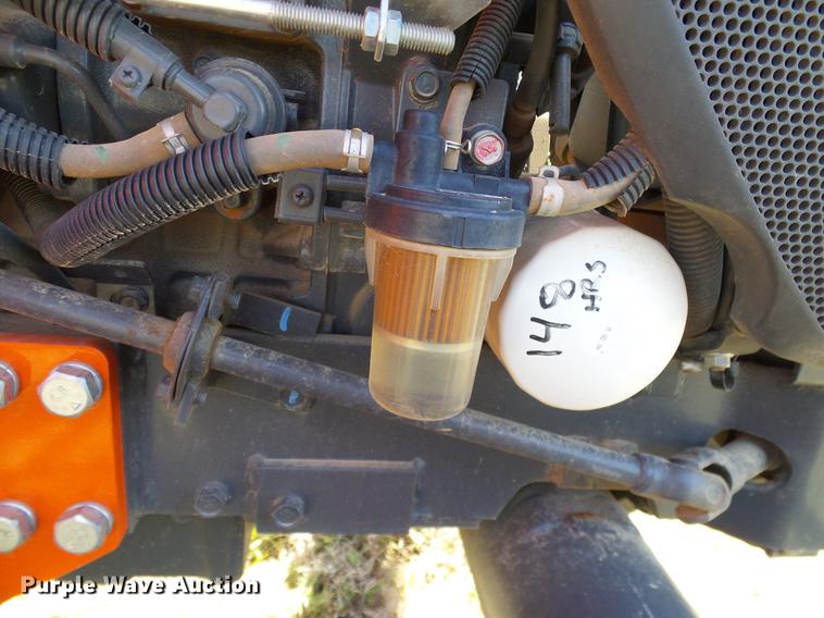 image for item DD1287 2013 Kubota L3200D MFWD tractor