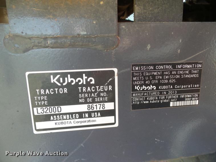 image for item DD1287 2013 Kubota L3200D MFWD tractor