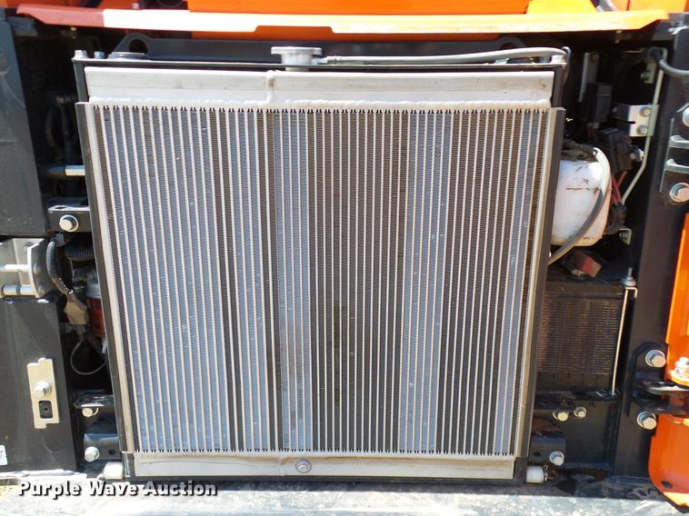 image for item DD1288 2016 Kubota SVL75-2 skid steer