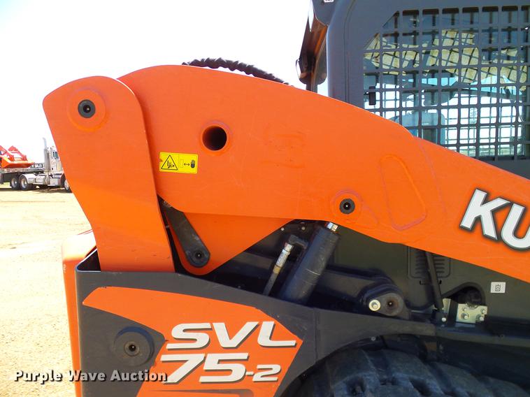 image for item DD1288 2016 Kubota SVL75-2 skid steer