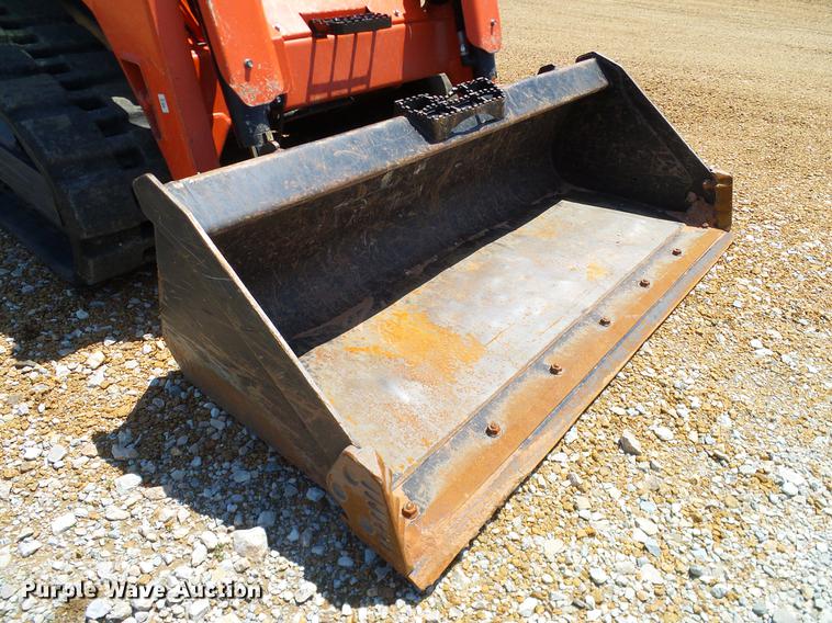 image for item DD1288 2016 Kubota SVL75-2 skid steer