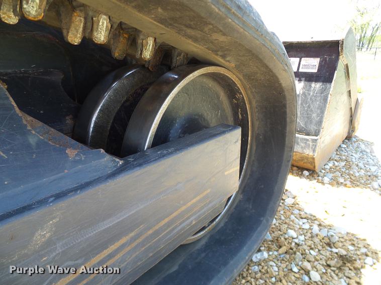 image for item DD1288 2016 Kubota SVL75-2 skid steer