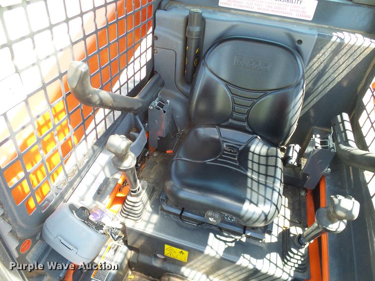 image for item DD1289 2016 Kubota SSV75 skid steer