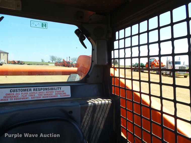 image for item DD1289 2016 Kubota SSV75 skid steer