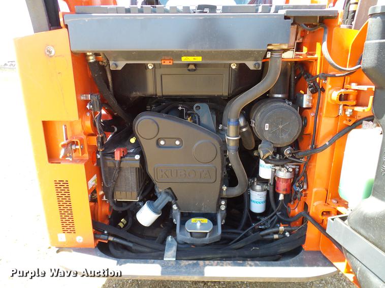 image for item DD1289 2016 Kubota SSV75 skid steer