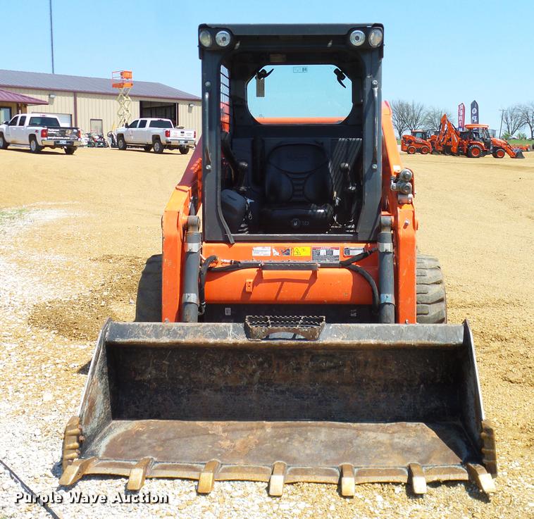 image for item DD1290 2016 Kubota SSV65 skid steer