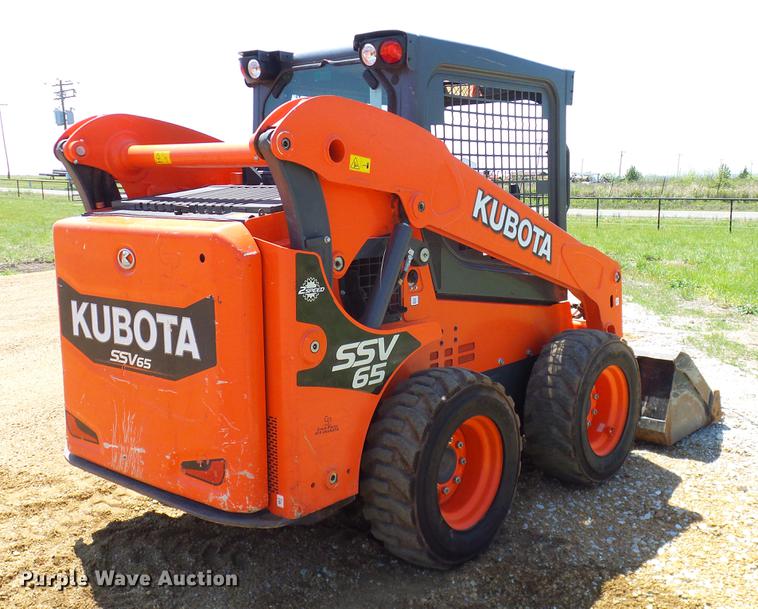 image for item DD1290 2016 Kubota SSV65 skid steer