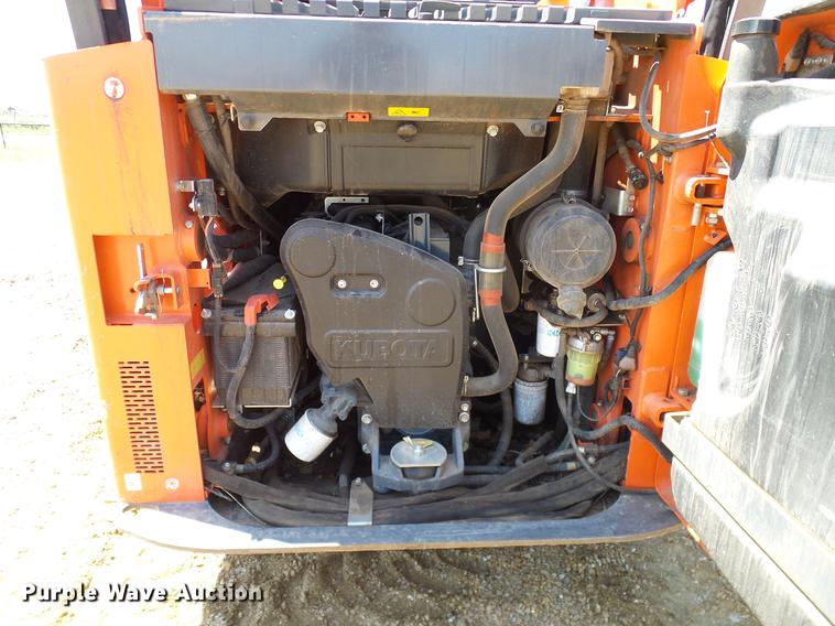 image for item DD1290 2016 Kubota SSV65 skid steer