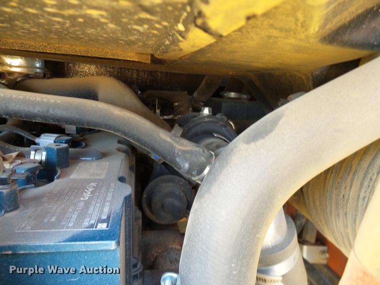 image for item DD1290 2016 Kubota SSV65 skid steer