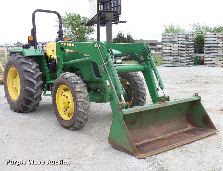 image for item DD8168 2013 John Deere 5065E MFWD tractor