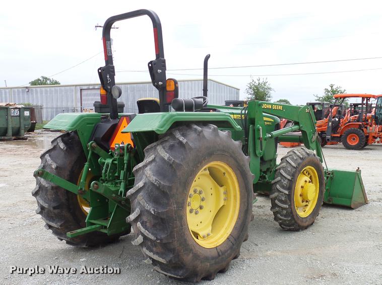 image for item DD8168 2013 John Deere 5065E MFWD tractor