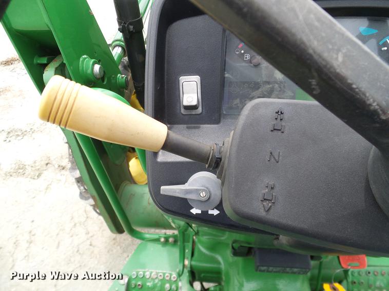 image for item DD8168 2013 John Deere 5065E MFWD tractor