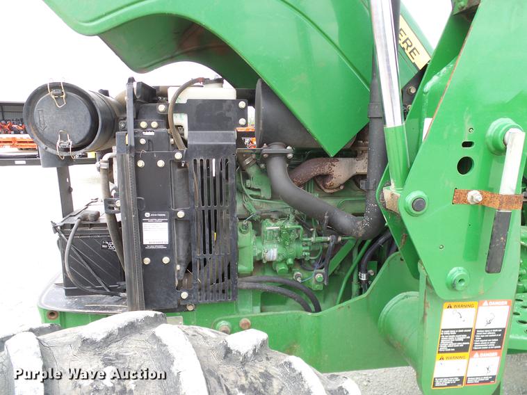 image for item DD8168 2013 John Deere 5065E MFWD tractor