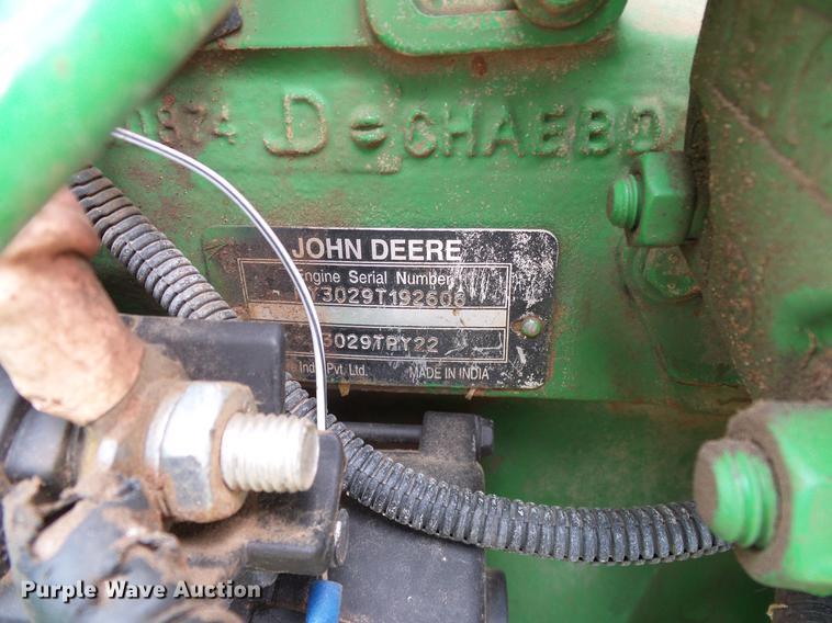 image for item DD8168 2013 John Deere 5065E MFWD tractor