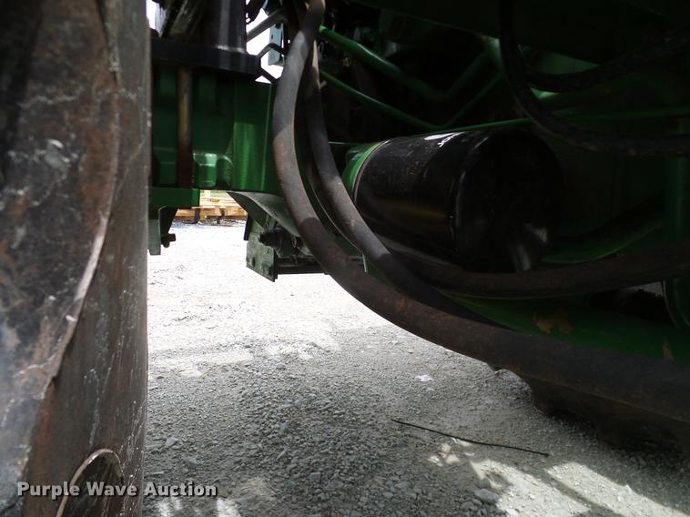 image for item DD8168 2013 John Deere 5065E MFWD tractor