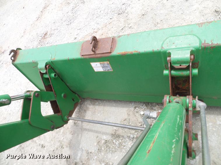 image for item DD8168 2013 John Deere 5065E MFWD tractor