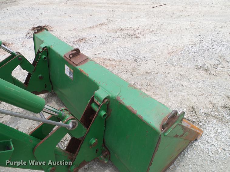 image for item DD8168 2013 John Deere 5065E MFWD tractor