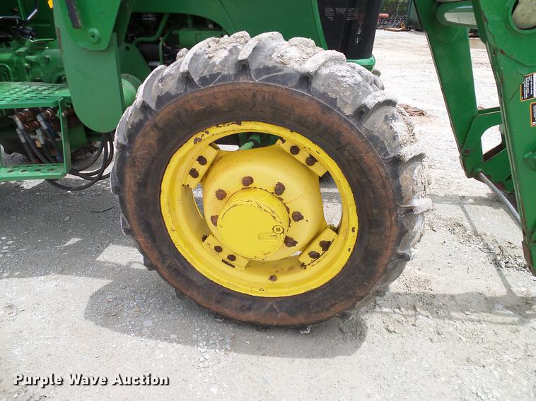 image for item DD8168 2013 John Deere 5065E MFWD tractor