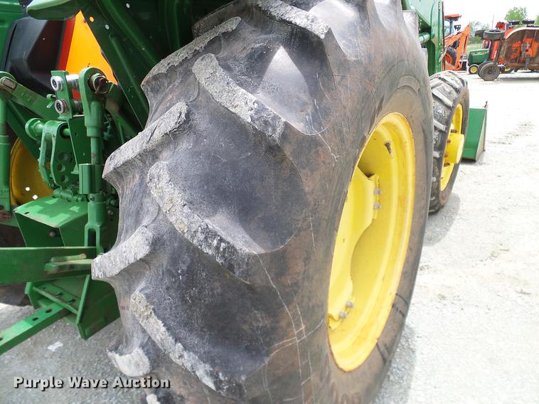image for item DD8168 2013 John Deere 5065E MFWD tractor