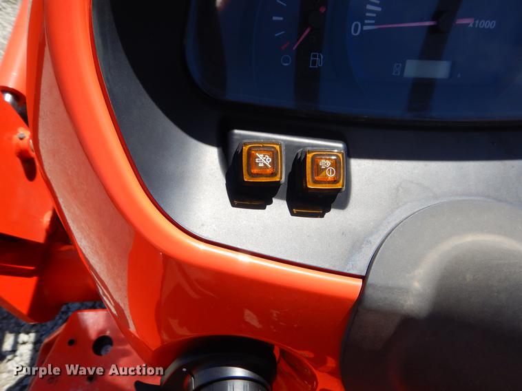 image for item EI9016 2016 Kubota L3901 MFWD tractor