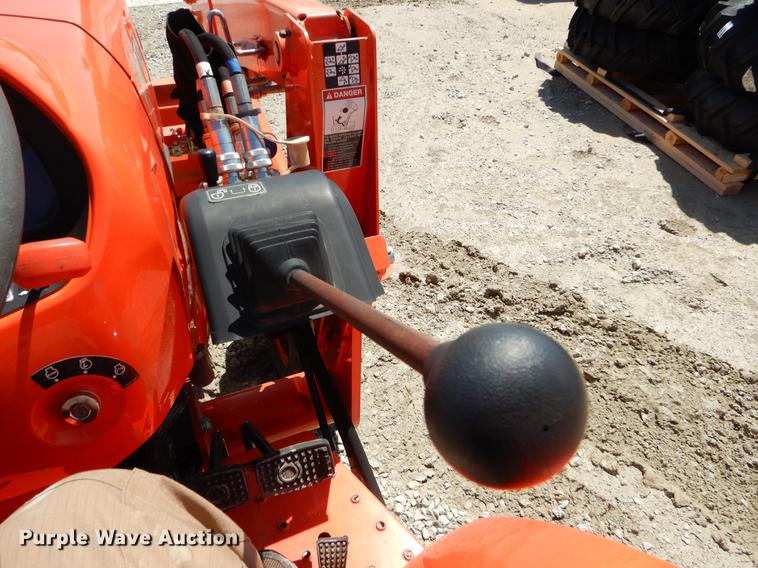 image for item EI9016 2016 Kubota L3901 MFWD tractor