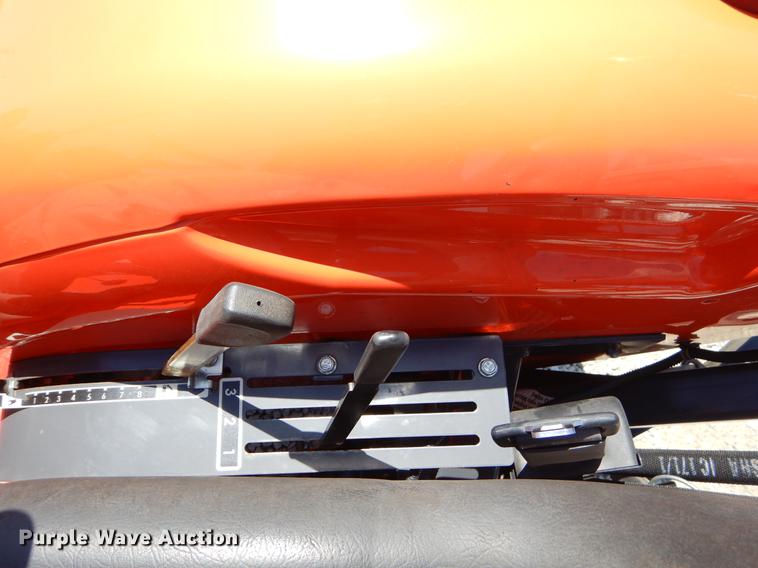 image for item EI9016 2016 Kubota L3901 MFWD tractor