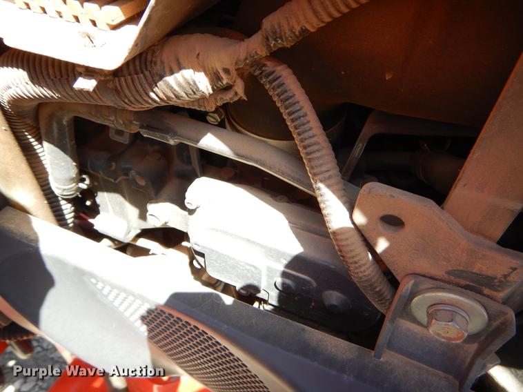 image for item EI9016 2016 Kubota L3901 MFWD tractor