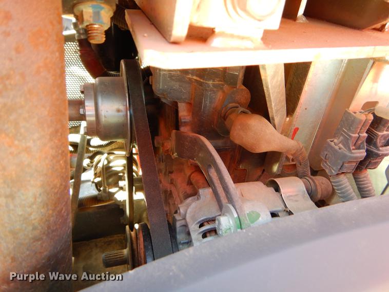 image for item EI9016 2016 Kubota L3901 MFWD tractor