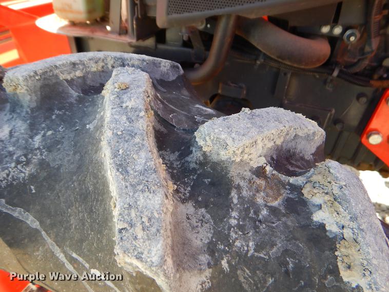 image for item EI9016 2016 Kubota L3901 MFWD tractor