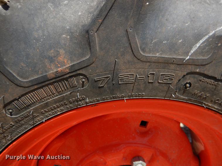 image for item EI9016 2016 Kubota L3901 MFWD tractor