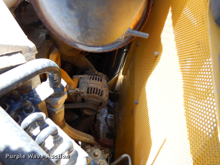 image for item EI9018 2010 John Deere 326D skid steer