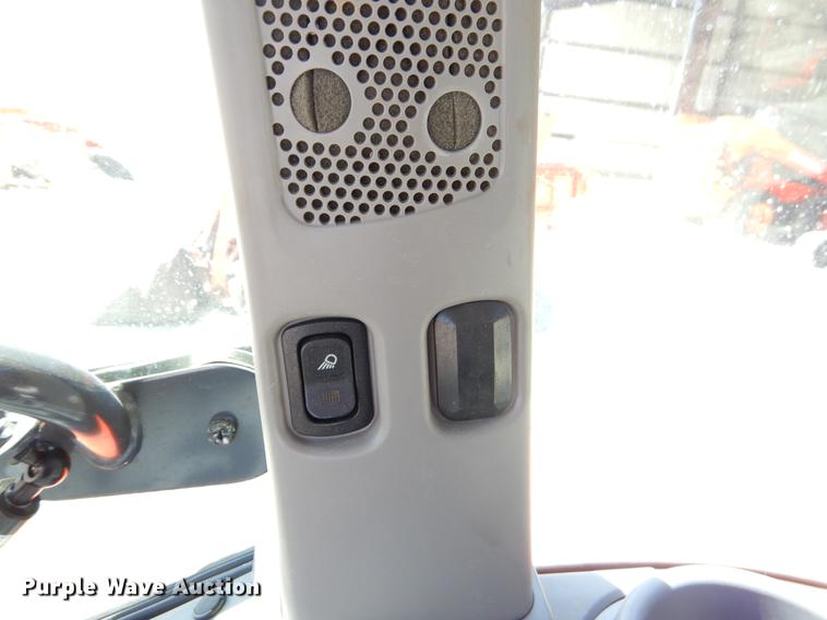 image for item EI9019 2016 Kubota L3560 HST tractor