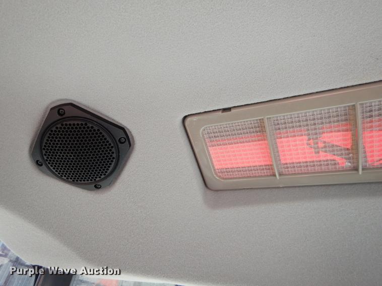 image for item EI9019 2016 Kubota L3560 HST tractor