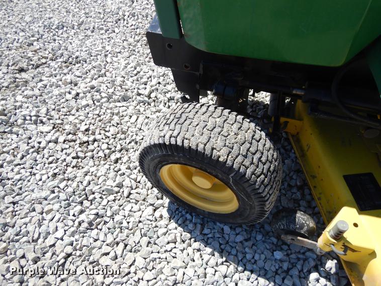 image for item EI9020 John Deere 332 lawn mower