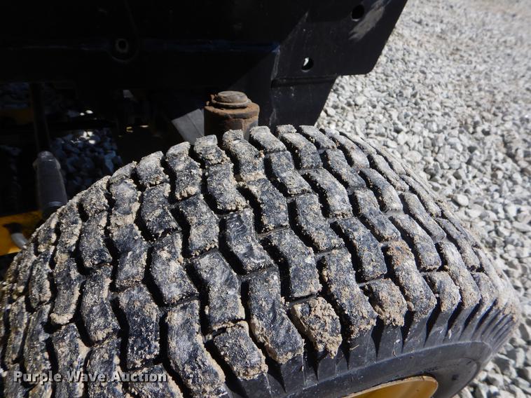 image for item EI9020 John Deere 332 lawn mower