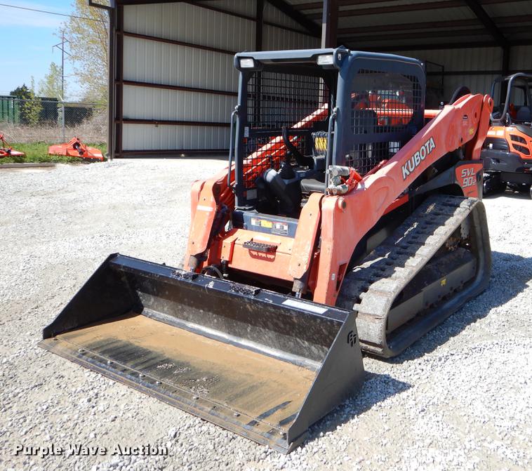image for item EI9023 2013 Kubota SVL90-2 skid steer