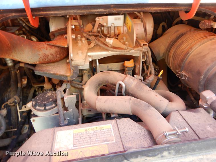 image for item EI9023 2013 Kubota SVL90-2 skid steer