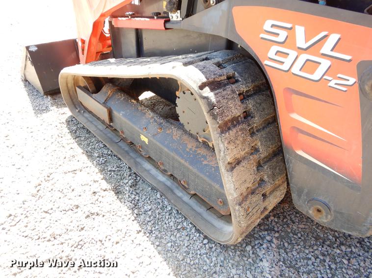 image for item EI9023 2013 Kubota SVL90-2 skid steer