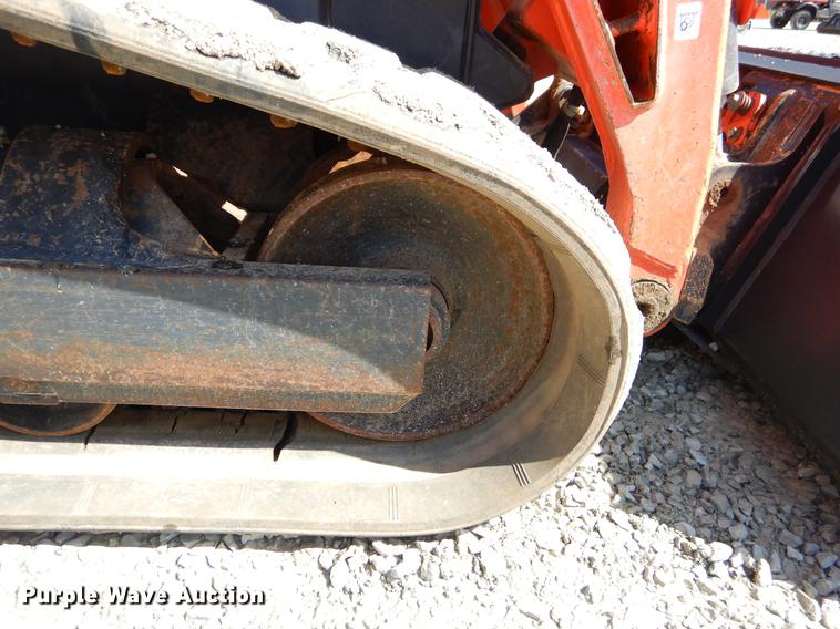 image for item EI9023 2013 Kubota SVL90-2 skid steer