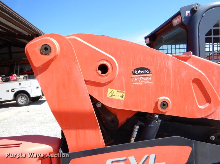 image for item EI9023 2013 Kubota SVL90-2 skid steer