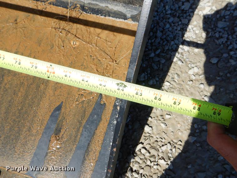 image for item EI9023 2013 Kubota SVL90-2 skid steer