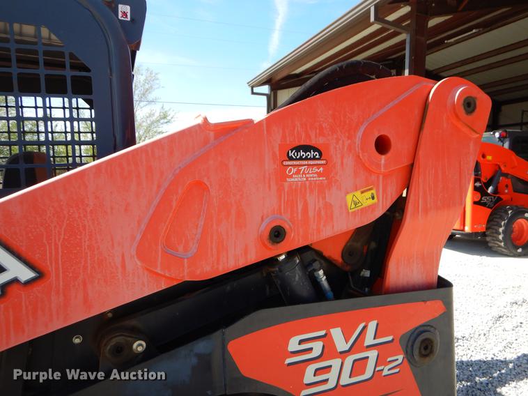 image for item EI9023 2013 Kubota SVL90-2 skid steer