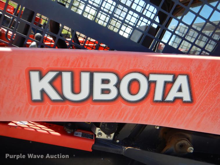 image for item EI9023 2013 Kubota SVL90-2 skid steer