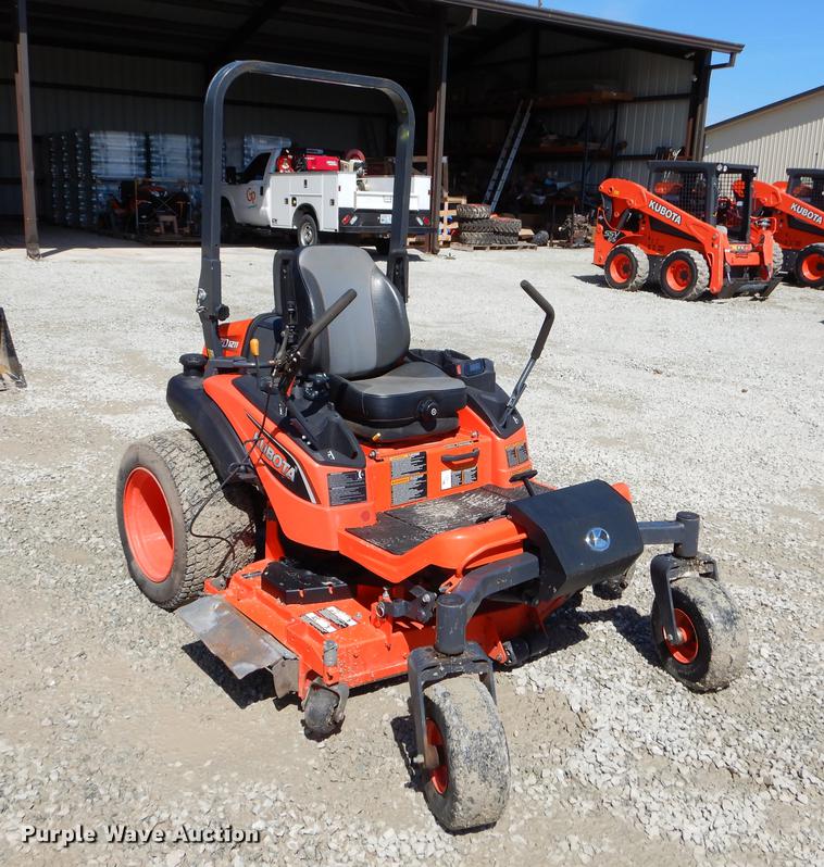 image for item EI9024 2016 Kubota ZD1211 ZTR lawn mower