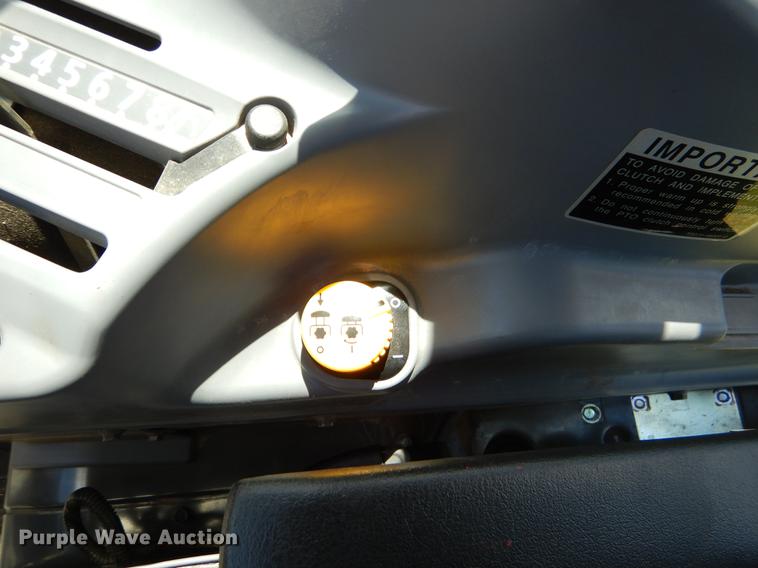 image for item EI9030 2015 Kubota L3560 HST tractor