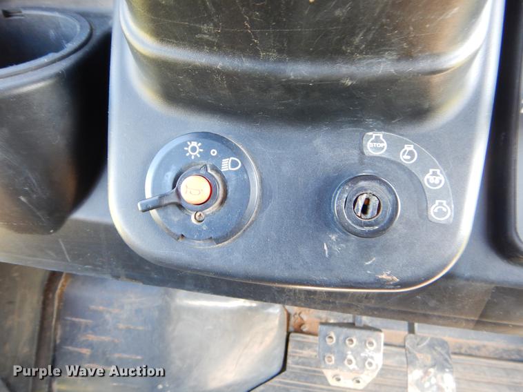 image for item EI9033 2015 Kubota RTV1140CPX utility vehicle