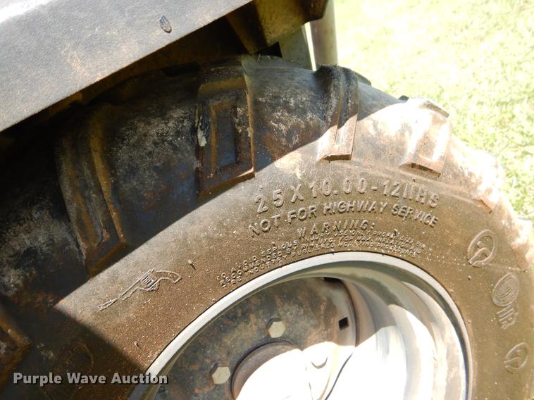 image for item EI9033 2015 Kubota RTV1140CPX utility vehicle