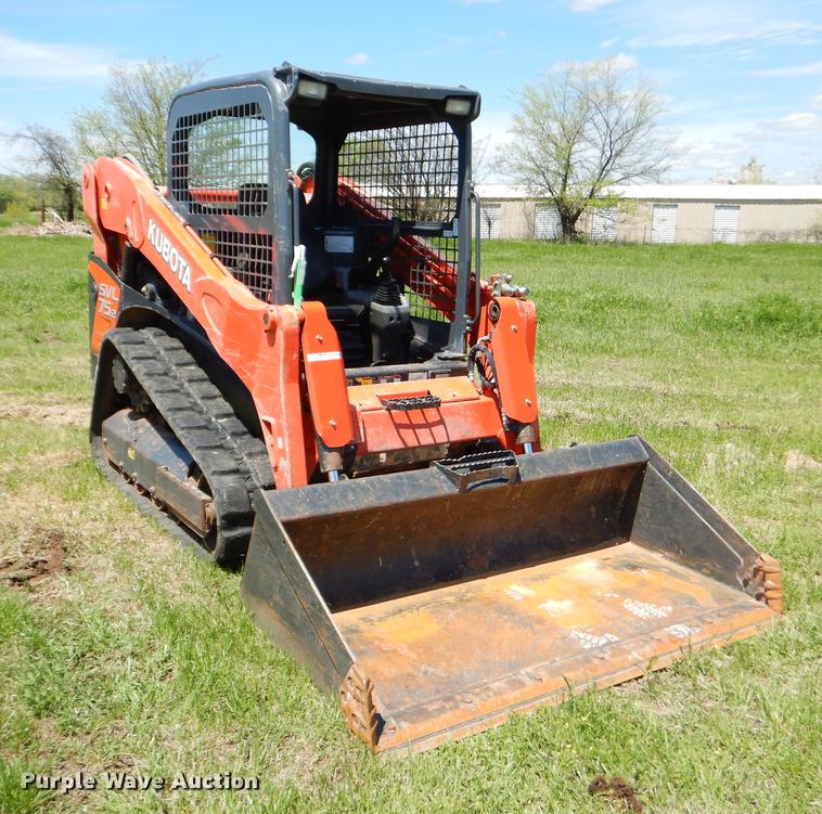 image for item EI9034 2013 Kubota SVL75-2 skid steer