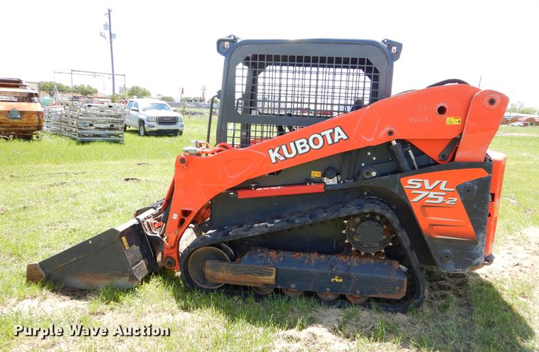image for item EI9034 2013 Kubota SVL75-2 skid steer